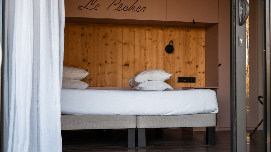 Bedroom 3, Manoir le Roure, Drôme