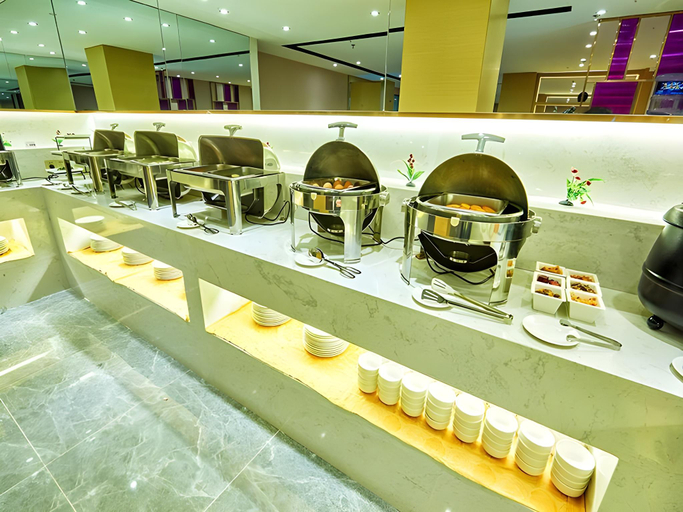 Food & Drinks 4, Lavande Hotel·Changchun People's Square, Changchun