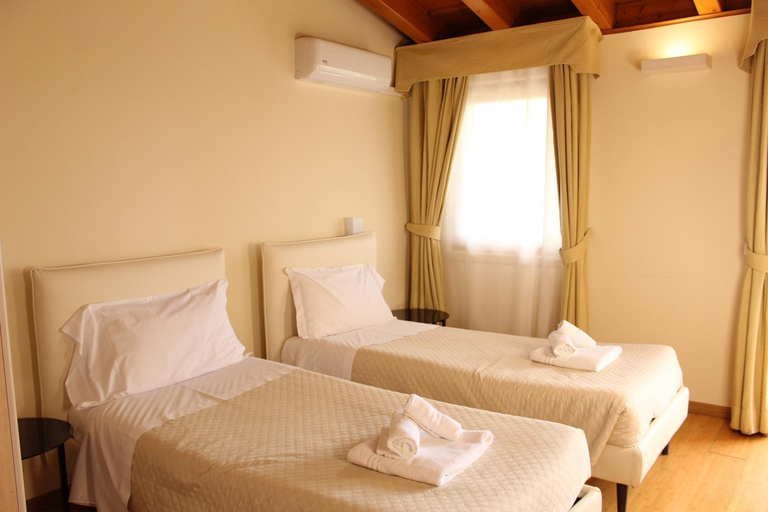 Bedroom, Hotel Della Torre 1850, Brescia