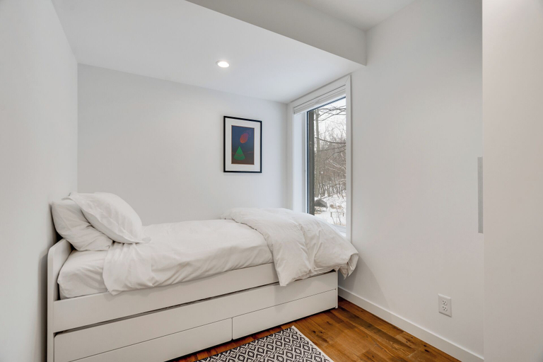 Bedroom 2, Modern Chic, Washington