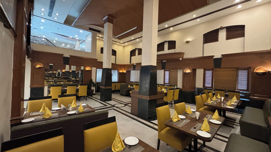 Food & Drinks 5, Hotel Residency, Jalandhar