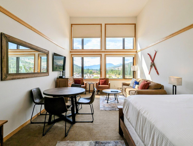 Bedroom 2, Slopeside 2736A, Summit