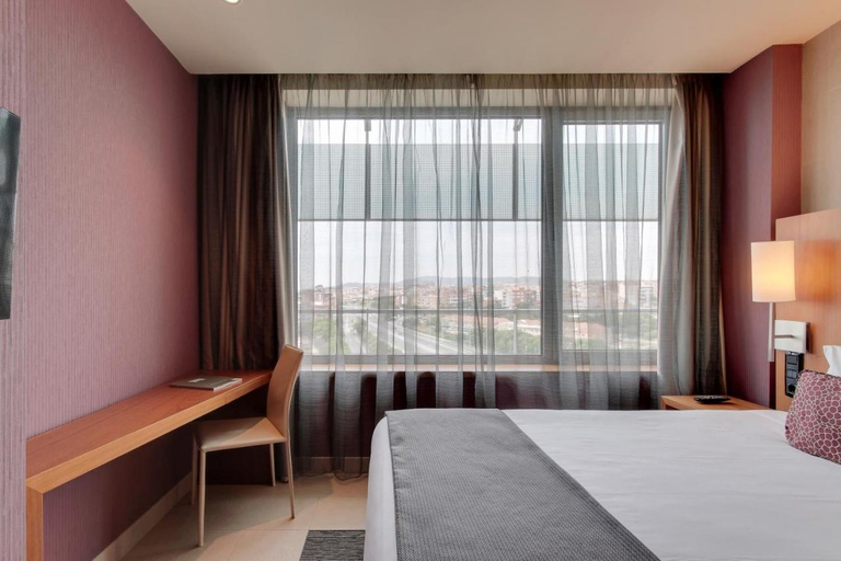 Bedroom 2, Badalona Tower, Barcelona