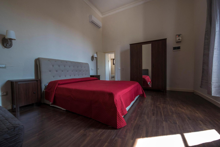 Room 4, Suites Villa Soriano, Pisa