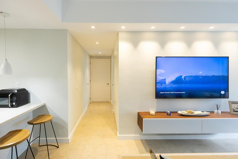 2, The Surf Point Condo by AcoModo Riomar, San Carlos