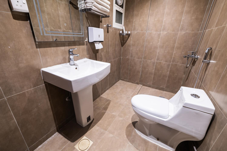 Bathroom 5, Taleen Serviced Apartment – Al Nakhil, Riyadh