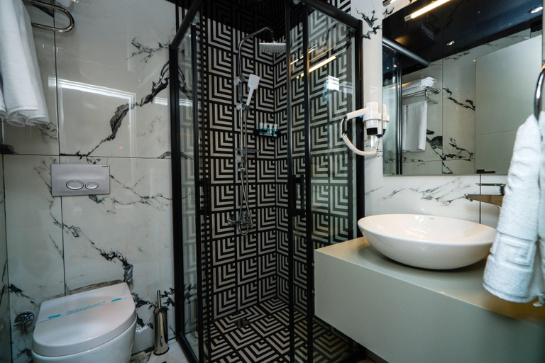 Bathroom 4, Basel Hotel, Antalya