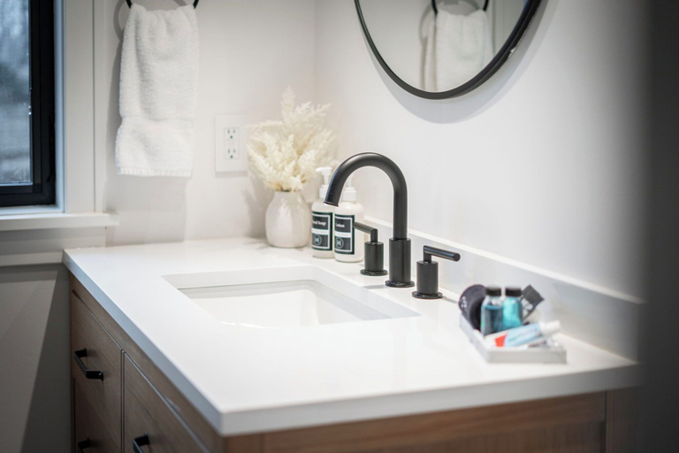 Bathroom 4, Wayzata Cove, Hennepin