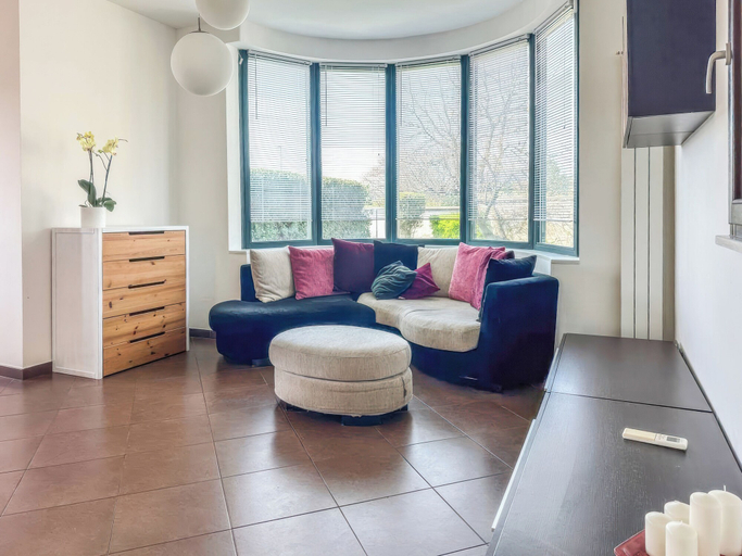 Living area 2, Villarzilla, Rome