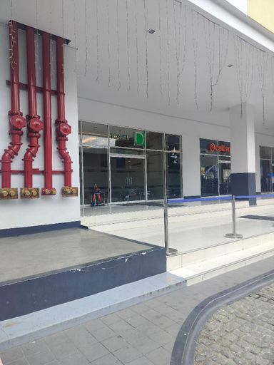 4, Spacious Condo in Quezon City with City Views, Quezon City