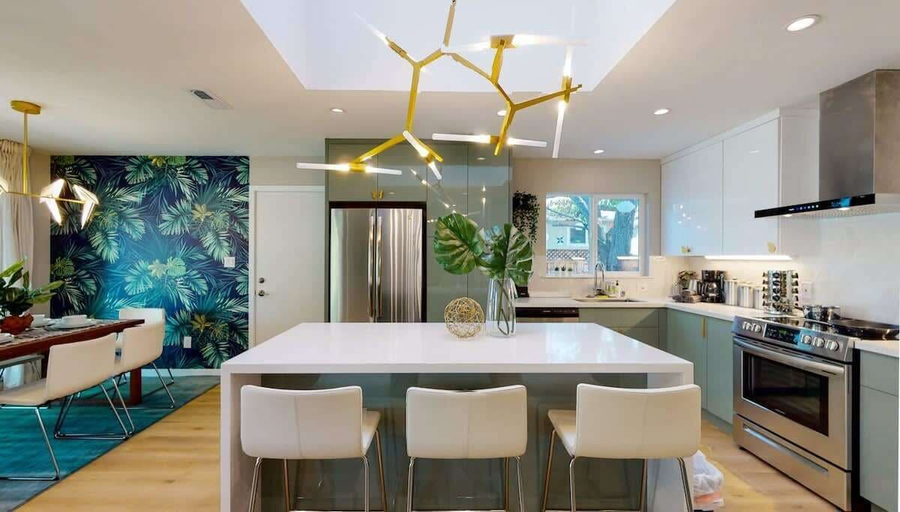 In-room dining 4, @ Marbella Lane - SJ Designer Home 3BR Ldry+p, Santa Clara