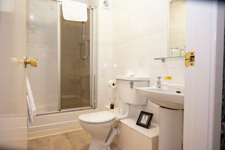 Bathroom 4, Leven House, Perthshire and Kinross