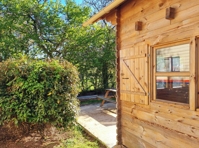 Terrace/patio 5, Parc - Camping de Coullons, Loiret