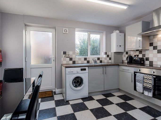 Others 5, Taylor Close, Lincolnshire