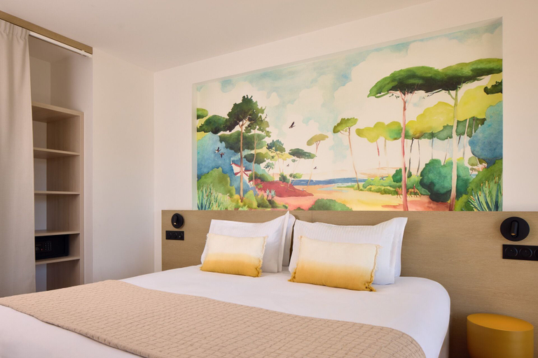 Bedroom 2, Best Western Arcachon Le Port, Gironde