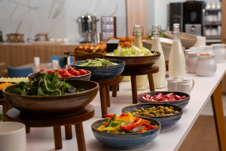 Food & Drinks 5, Courtyard Bucharest Floreasca, Municipiul Bucuresti