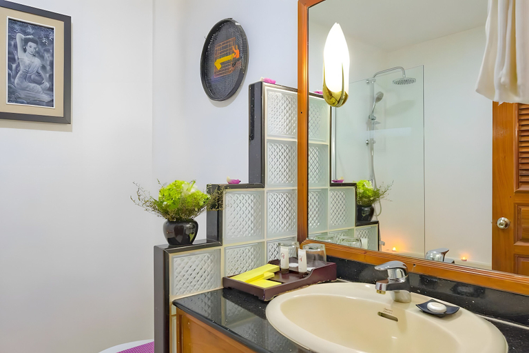 Bathroom 5, YASODHARAPURA RESIDENCE, Siem Reap