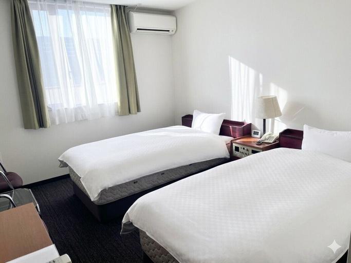 Bedroom 5, Business Hotel Kei, Wakayama