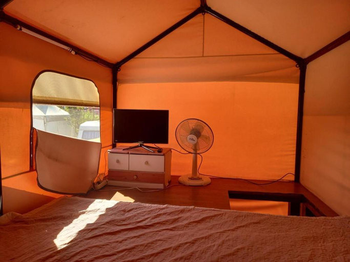 Bedroom 2, inceon wangsanotokaempingjang, Jung