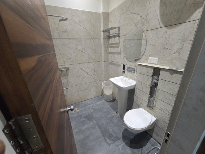 Bathroom 3, Hotel O spark inn, Amritsar