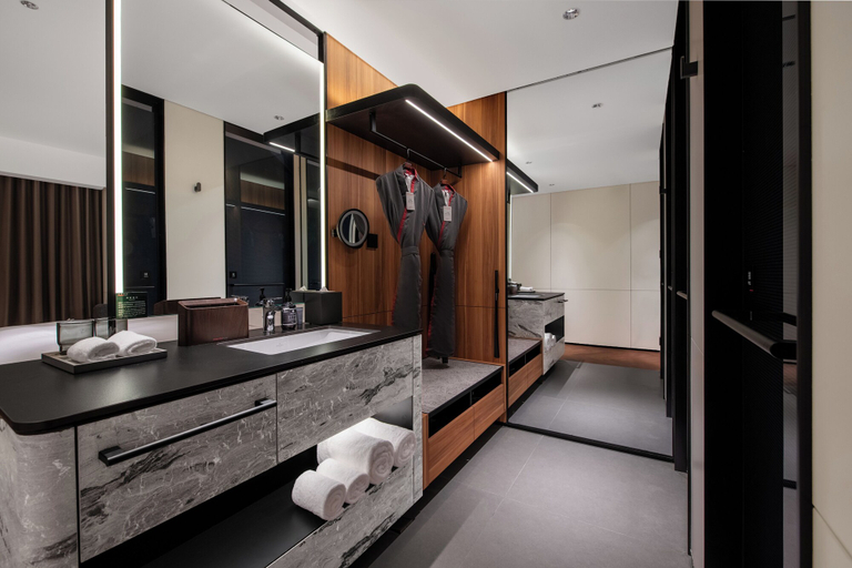 Bathroom 5, Shanghai Lujiazui Riverside Center IntercityHotel, Shanghai