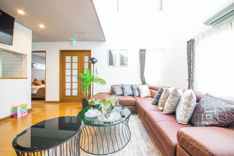 Living area 5, THE BEEHIVE 1, Sapporo