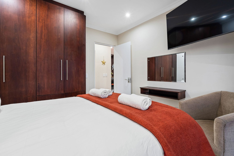 Interior 2, Sea Spray C101, City of Cape Town