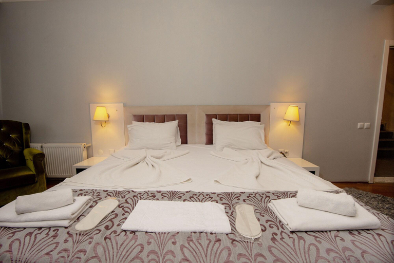 Bedroom 4, SRF Hotel, Merkez