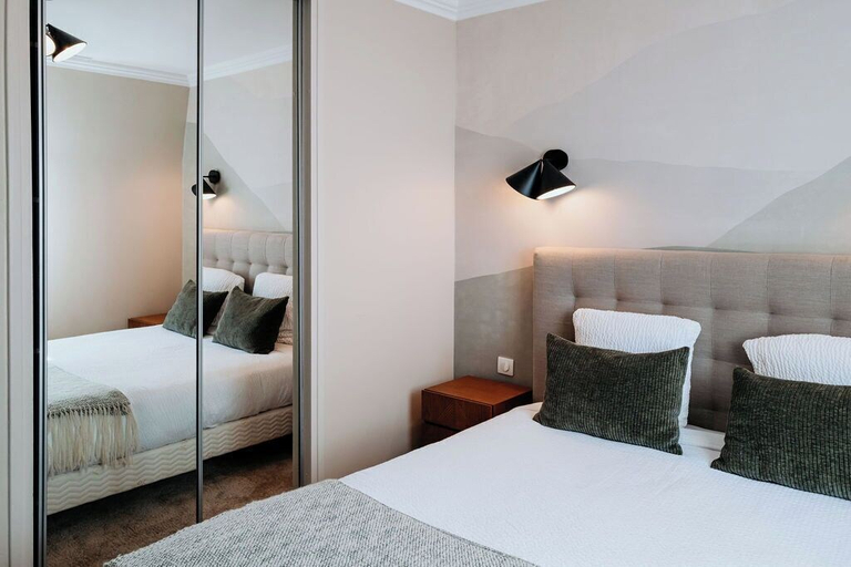 Bedroom 2, Hostellerie Saint Louis, Nord