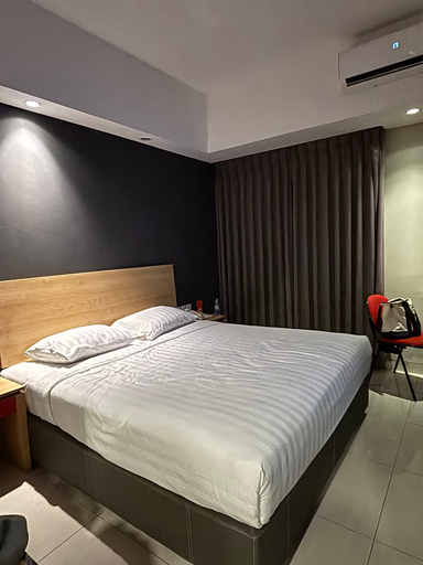 bedroom 16