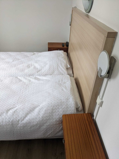 Room 4, Hotel BETHEL, Nièvre