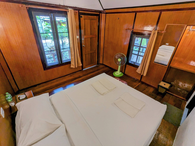 Bedroom 2, Ziggy Stardust, Muang Ranong