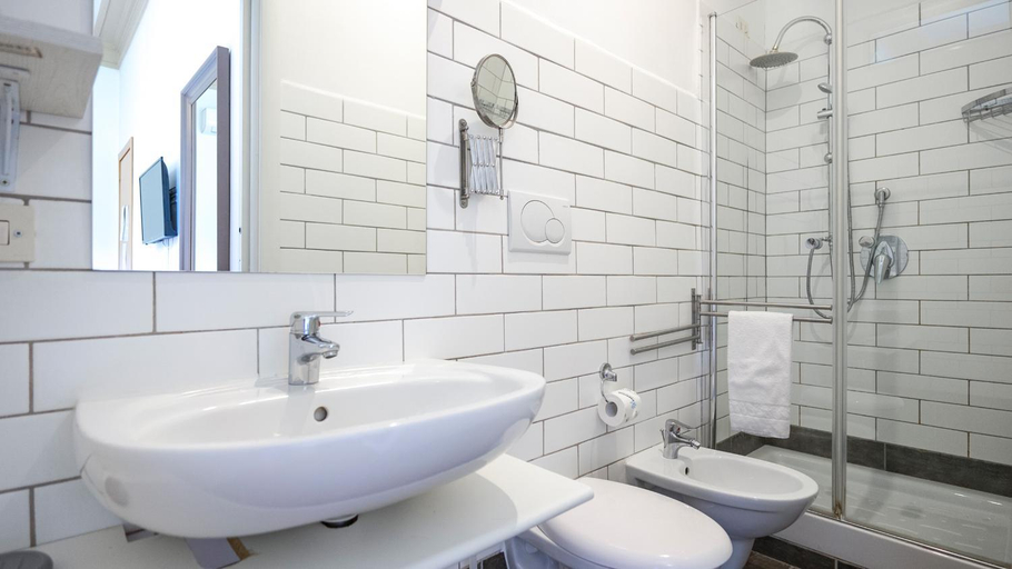 Bathroom 3, Le Suites di Tevere Home, Roma