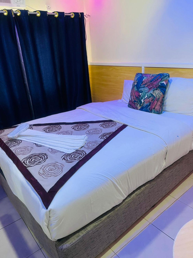 Bedroom 4, Sharjah Plaza Hotel, Sharjah City