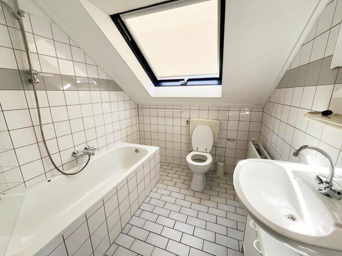 Bathroom 3, Bungalow in Breskens near the Beach, Sluis