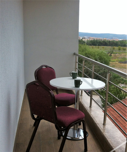 Others 4, Bayrambey Residence, Merkez