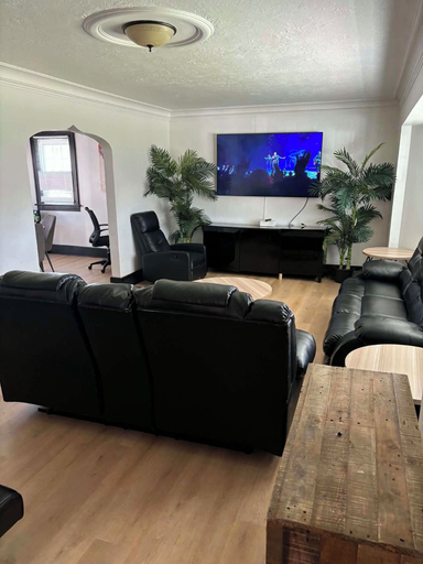 Living area 4, Regency Retreat, Niagara