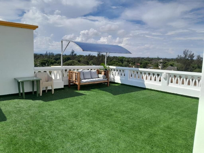 Terrace/patio 4, Casa Marabella Holiday Apartments, Msambweni