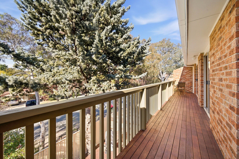 Balcony, Family Friendly 3-bed Home With Outdoor Area, Canberra