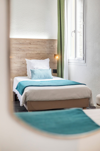 Bedroom 3, Hotel Estival-Arriel, Hautes-Pyrénées