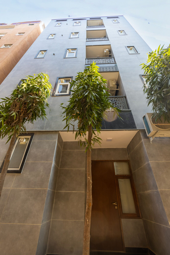 Exterior detail, The Royal Stay, Delhi