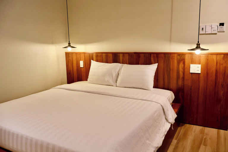 Bedroom 2, Soleil House, Huế