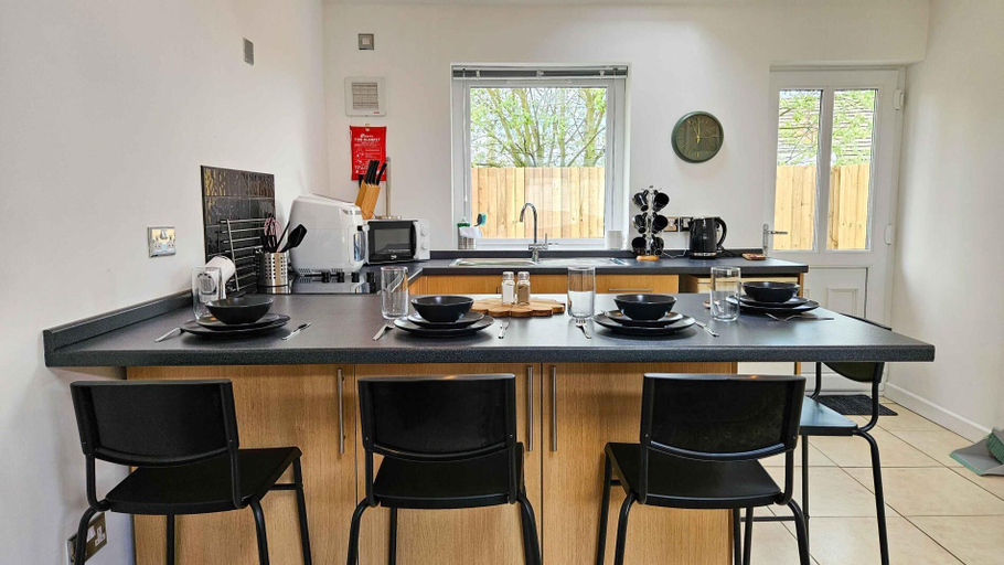 Private kitchen 3, Foxglove - 2 Bed Cottage - Red Forest Retreats, Neath Port Talbot