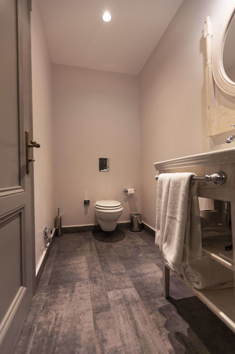 Bathroom 3, Kapya Cunda, Ayvalık