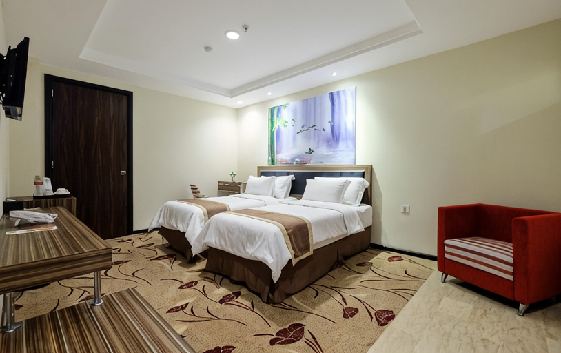 bedroom 8