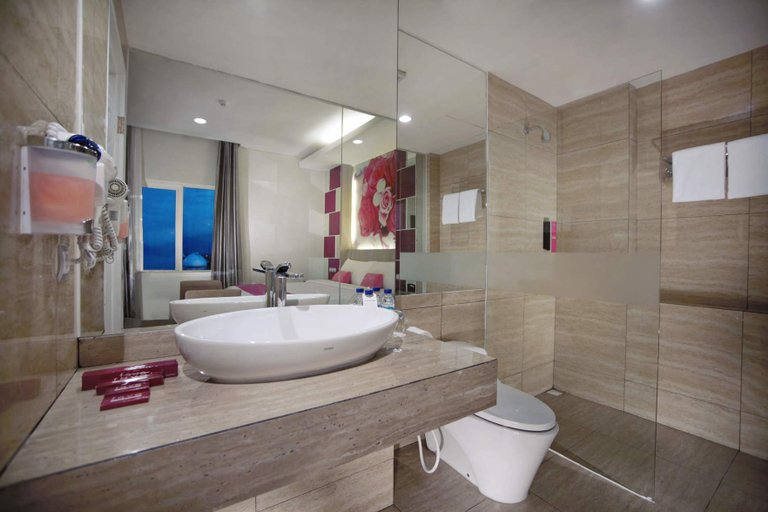 bathroom 4