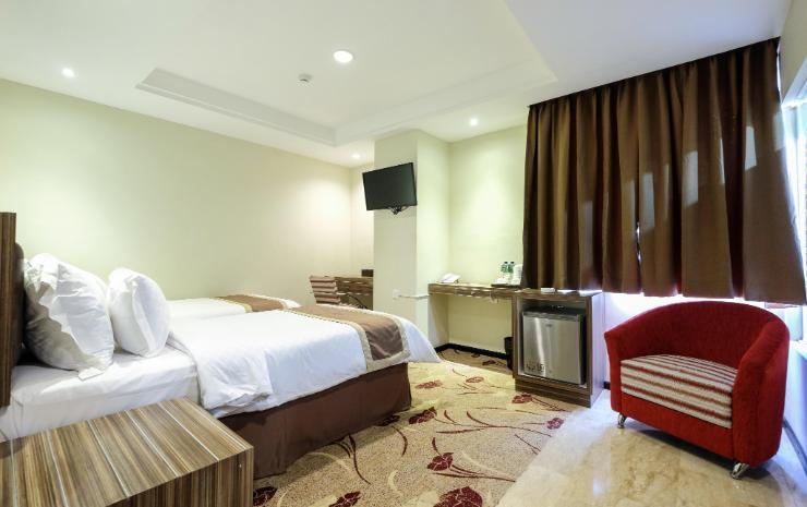 bedroom 16