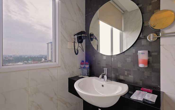bathroom 16