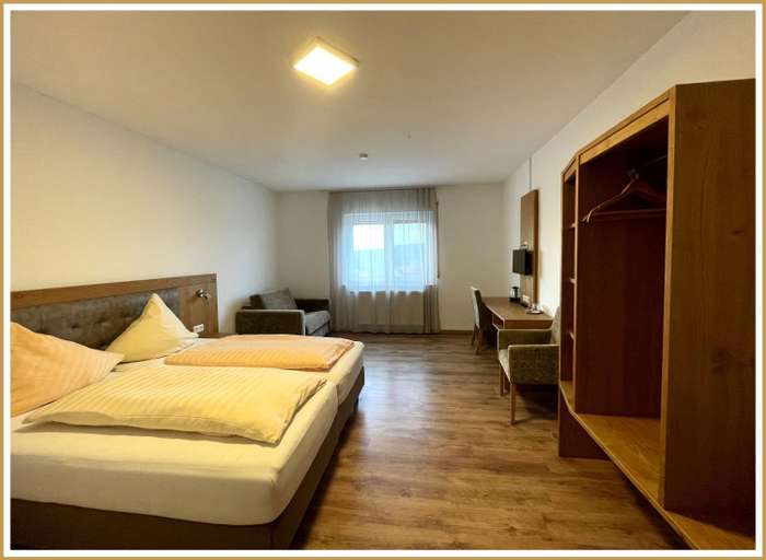 Bedroom 5, Herr Berge, Schwalm-Eder-Kreis