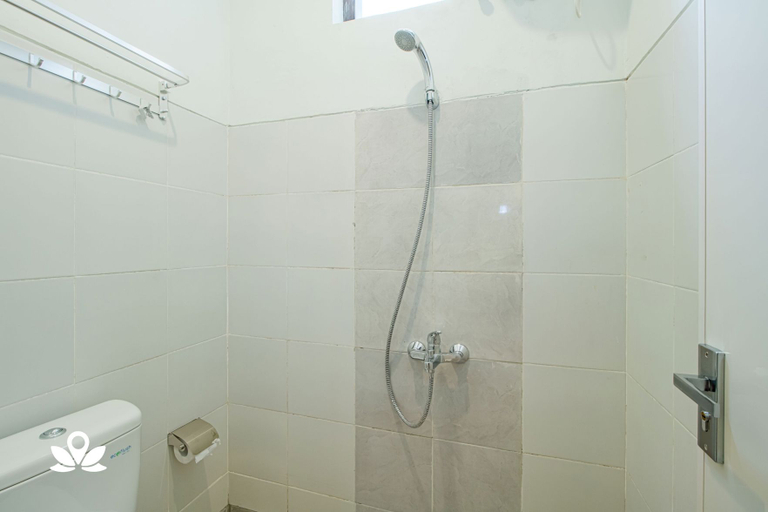 Bathroom 4, De 80's Pondok Labu, Jakarta Selatan